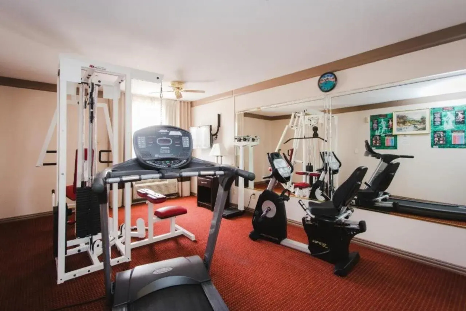 Days Inn by Wyndham Rosenberg