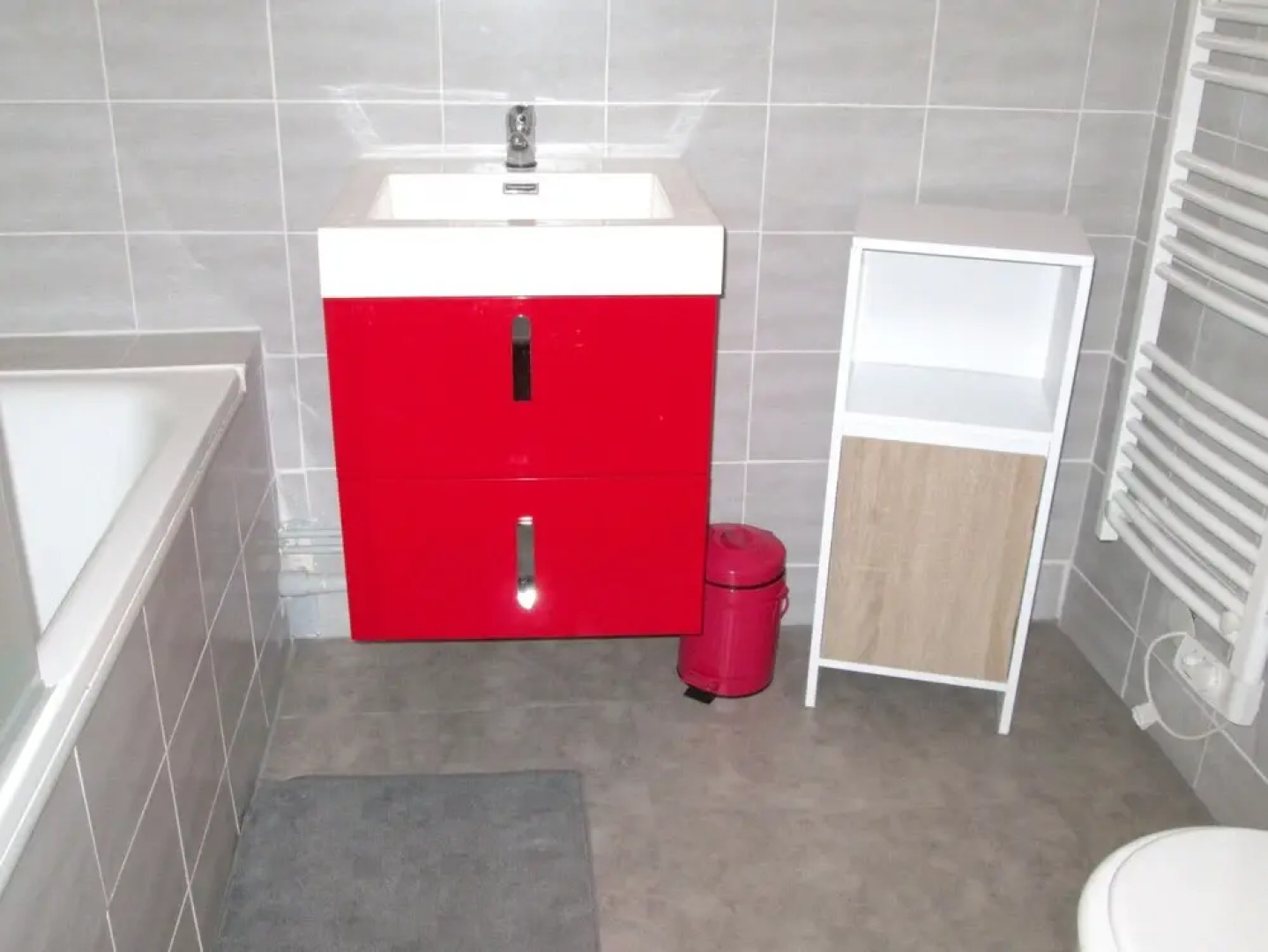 Apartment With 2 Bedrooms in Bagneres-de-luchon, With Wonderful Lake V