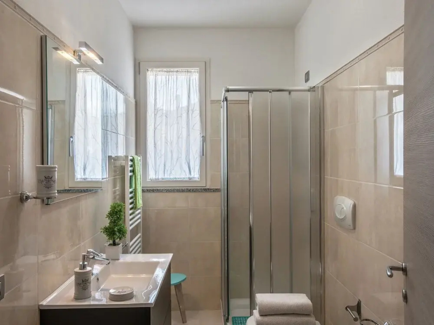 Plush Villa Apartment in Tavullia with Hot Tub