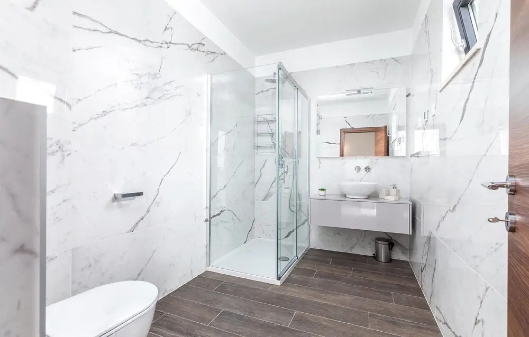 Beautiful Home in Koromacno With Wifi, Heated Swimming Pool and 6 Bedrooms