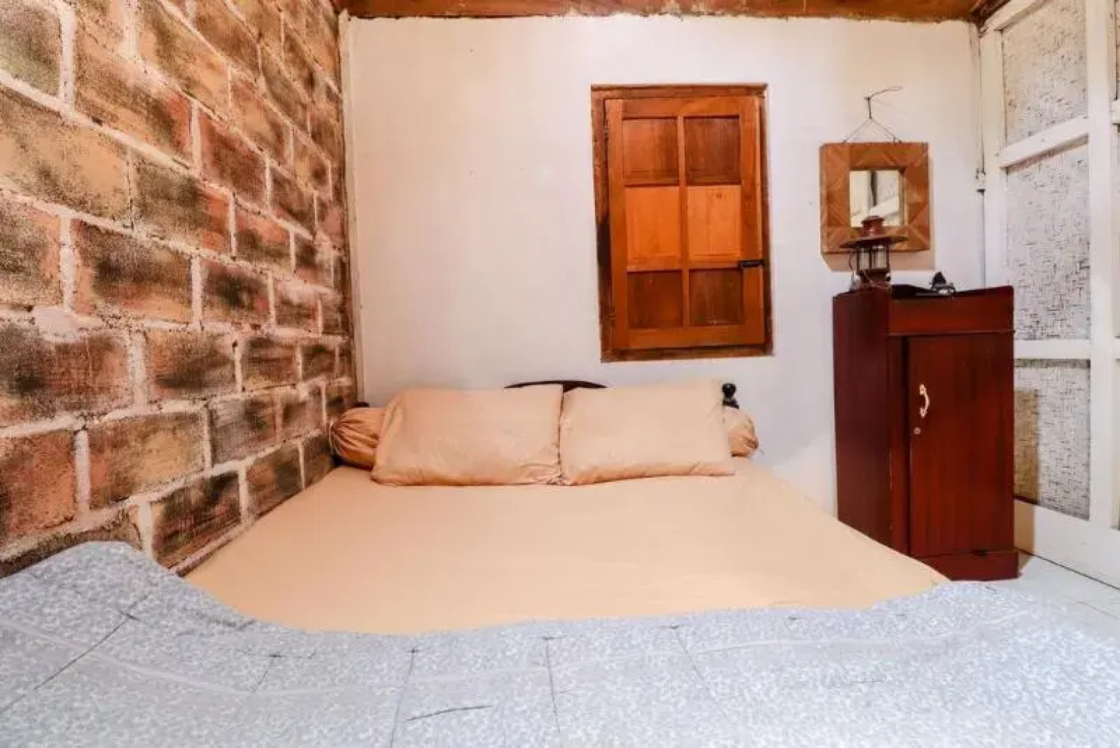 Segajih Central Stay and Education by ZUZU