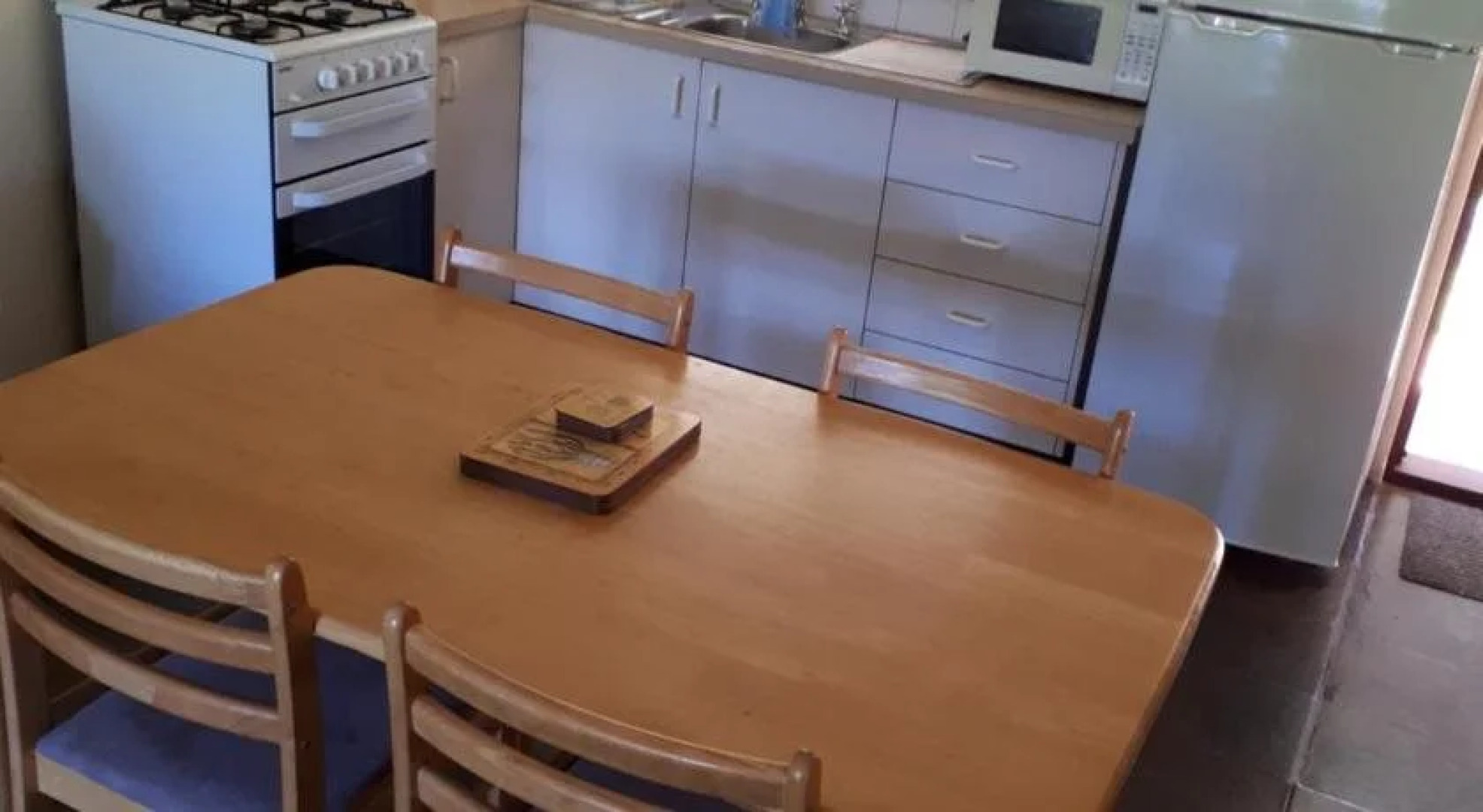 Marri Lodge & Cottages