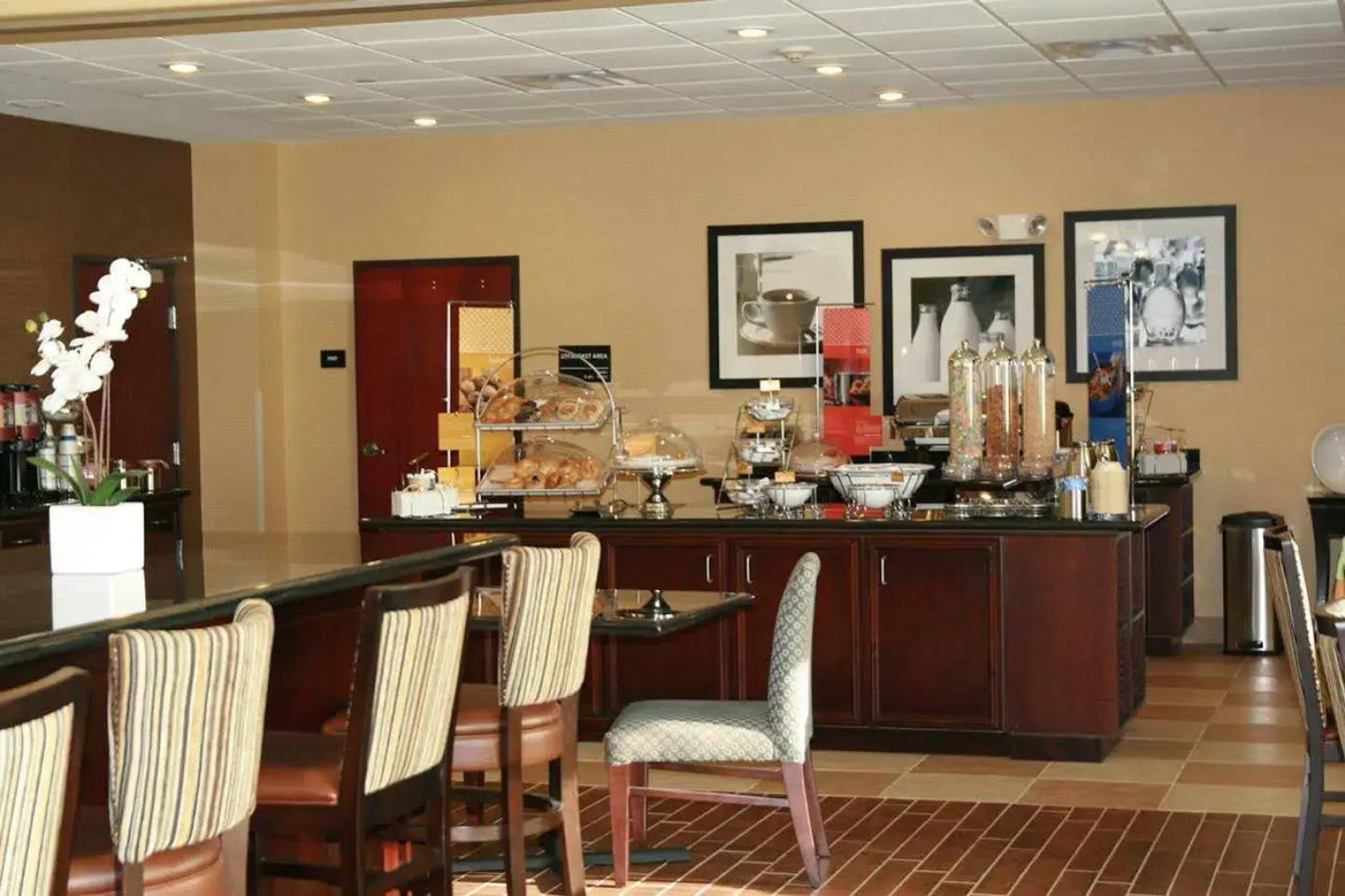 Hampton Inn and Suites Dumas