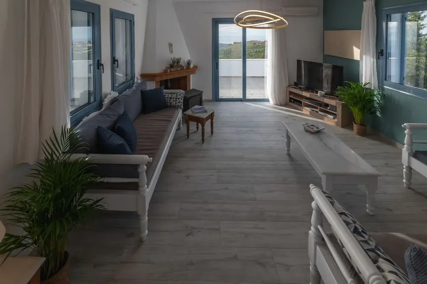 Villa Bella With Swimming Pool, Rethymno, Crete