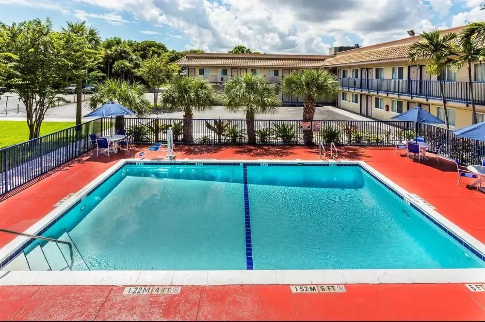 Travelodge Riviera Beach