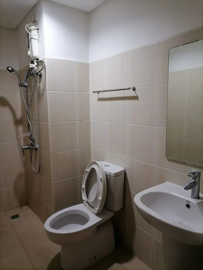 Roxas Blvd Ermita Studio US Embassy Mla