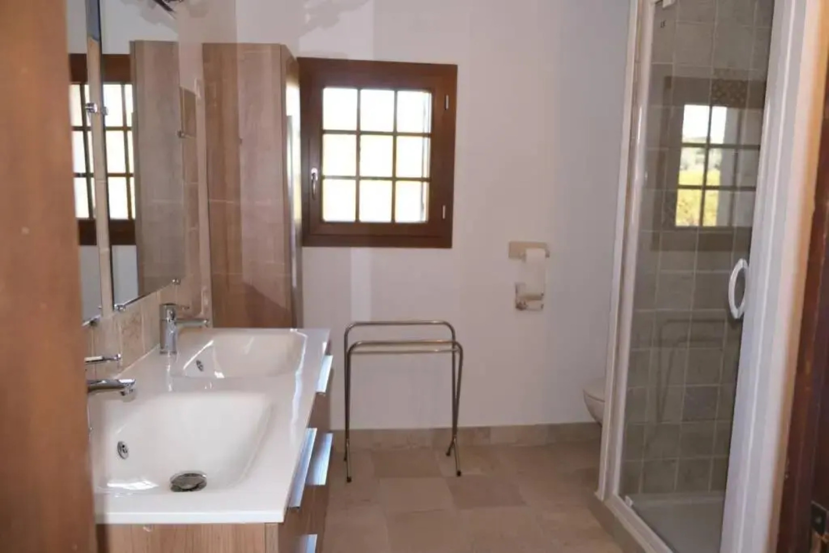 Typical mas provençal with swimming pool in a small hamlet near Mouriès in the Alpilles in Provence- 8 persons LS1-361 OUSTAU D'ANTAN