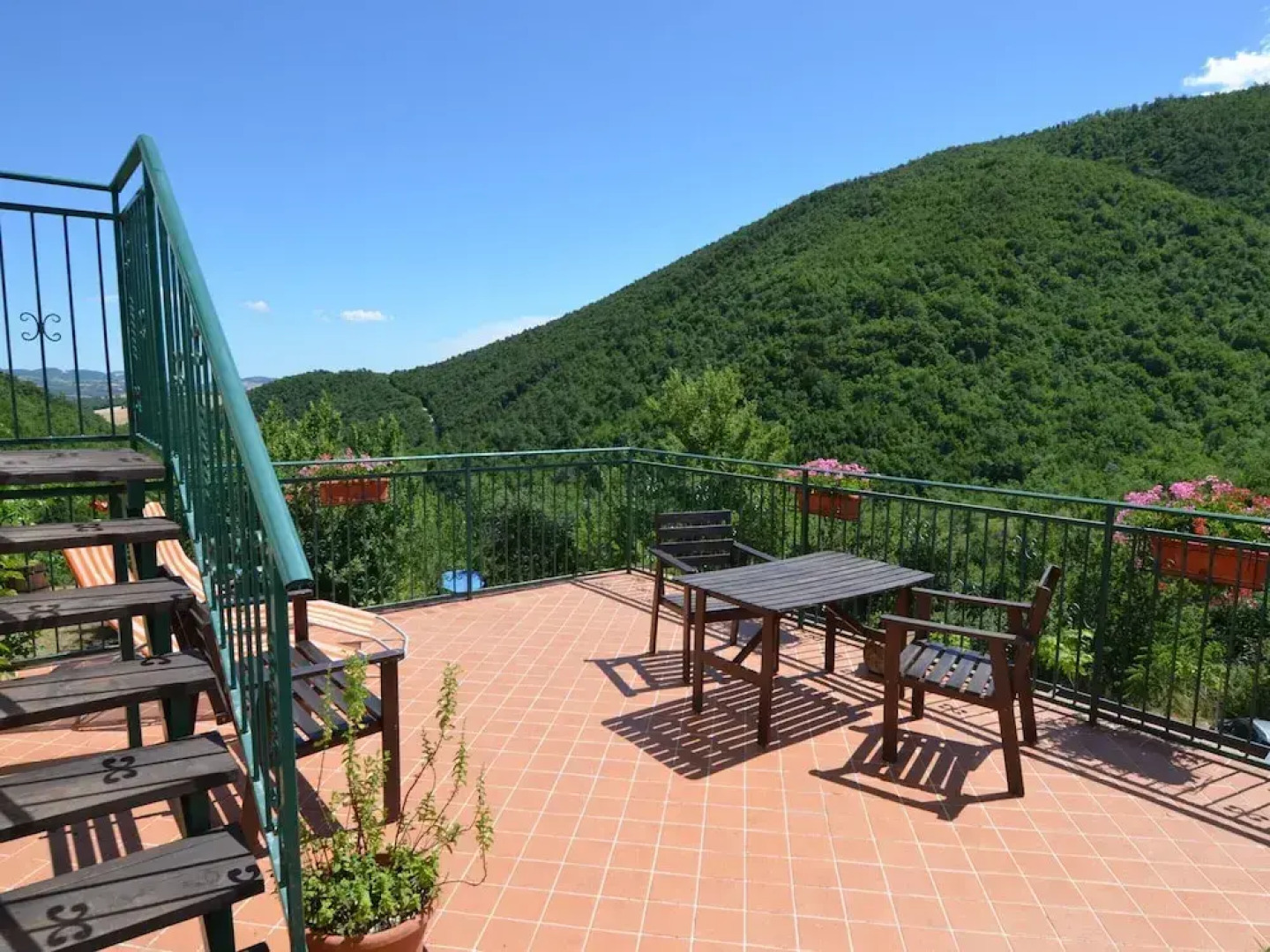 Tasteful Apartment in Pergola With Terrace