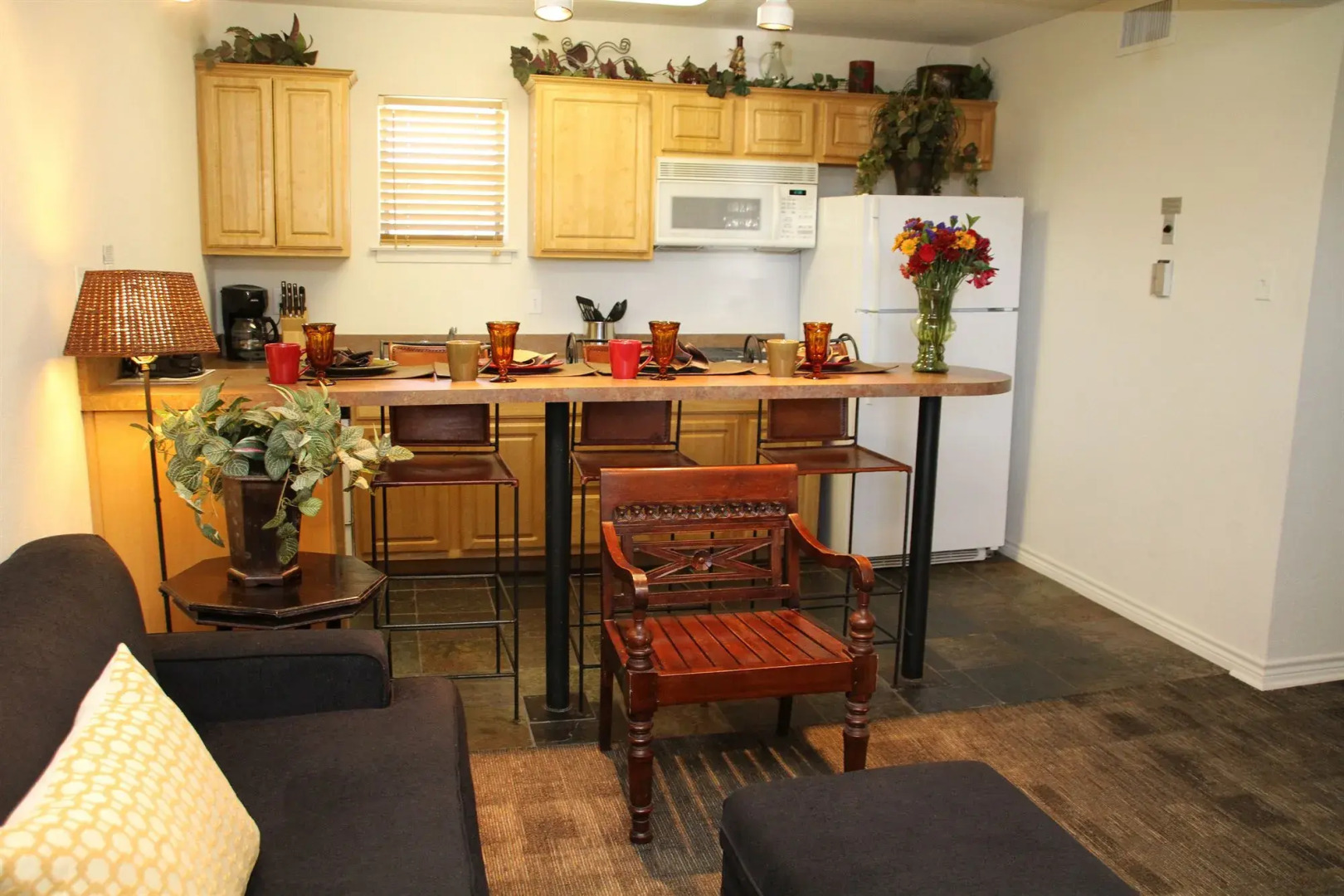 Vineyard Court Designer Suites Hotel