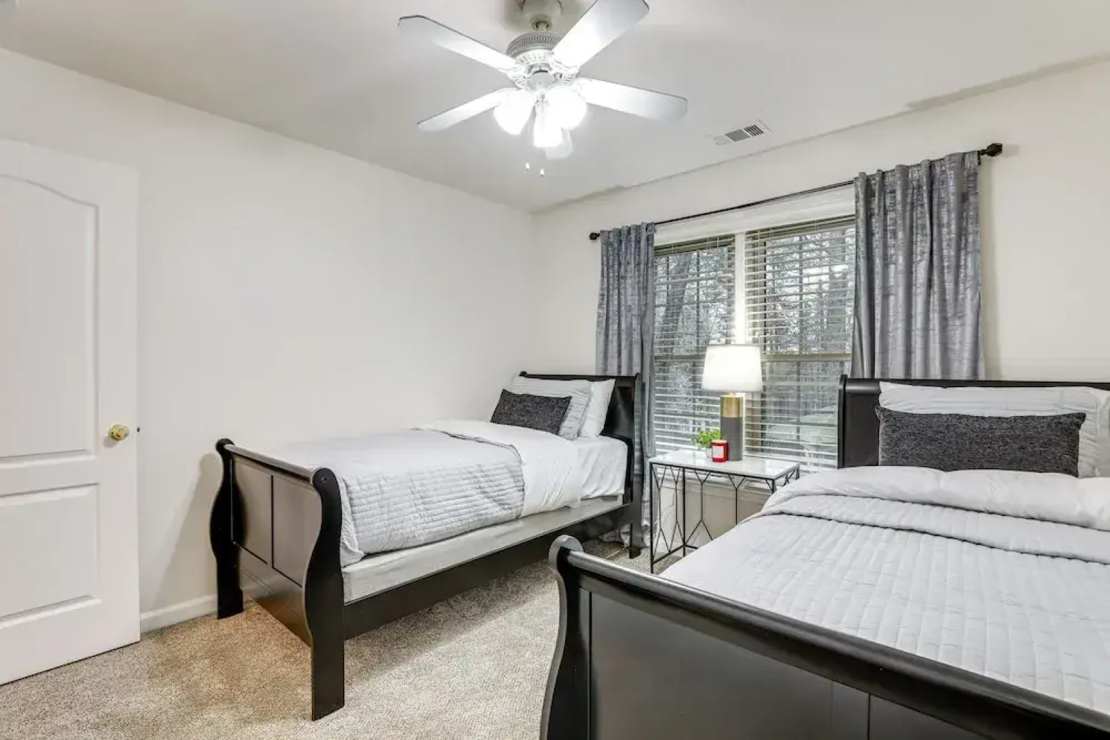 Modern Stone Mountain Home w/ Spacious Deck, Grill