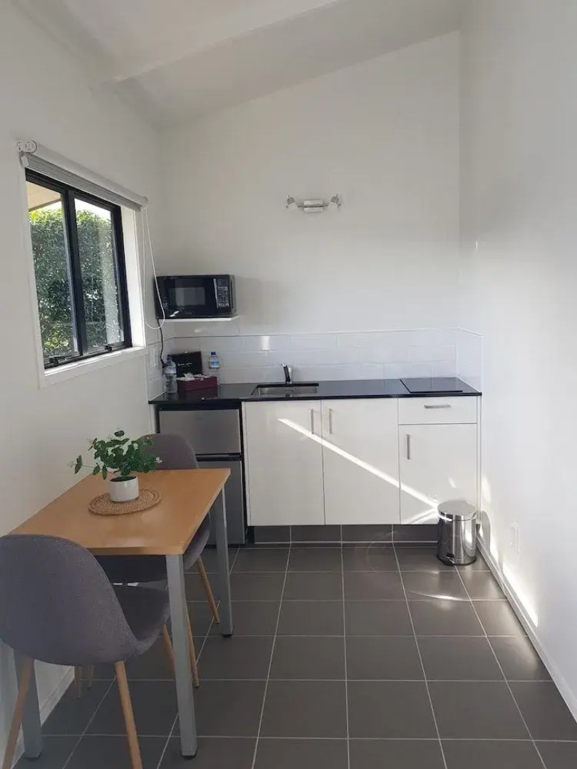 Tidewater Motel and Tourist Park - Hostel