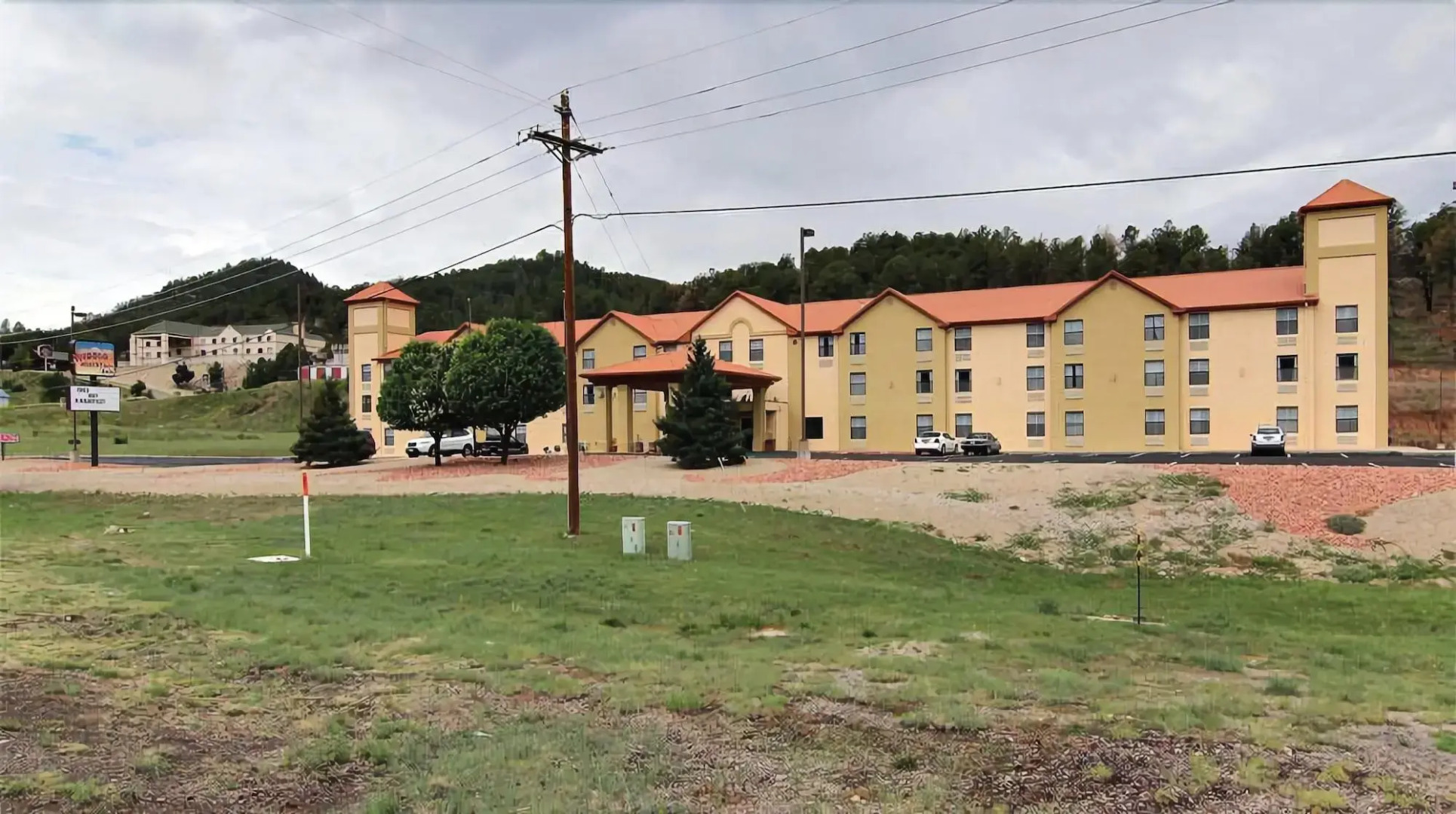 Ruidoso Mountain Inn