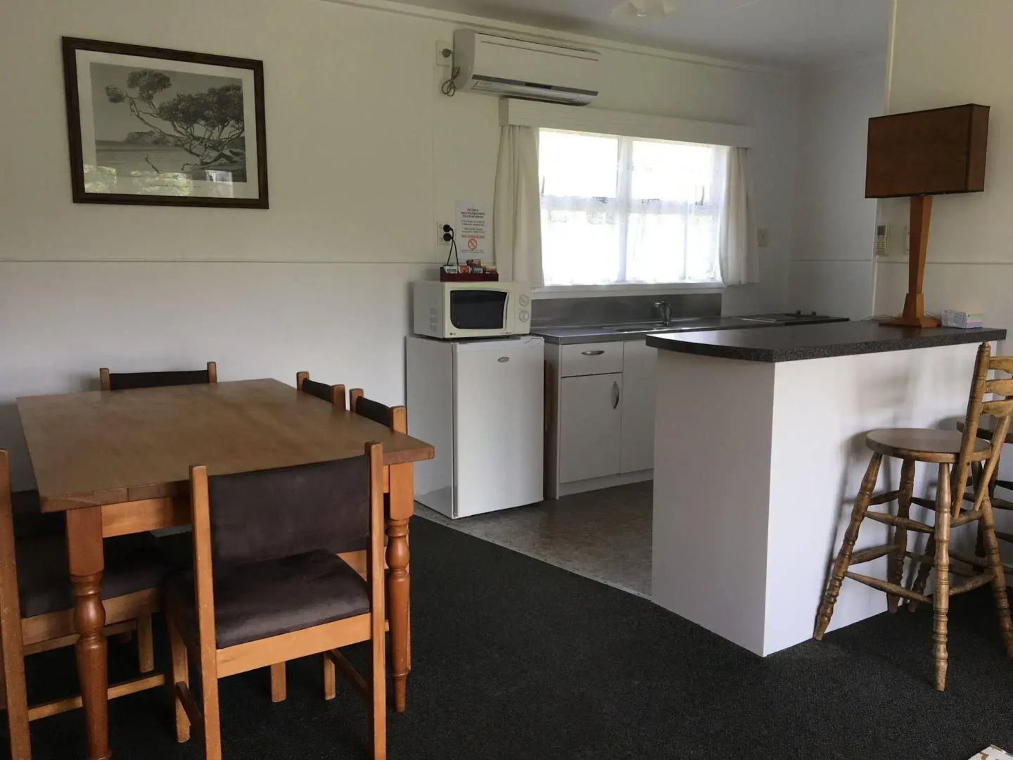 Raglan Palm Beach Motel