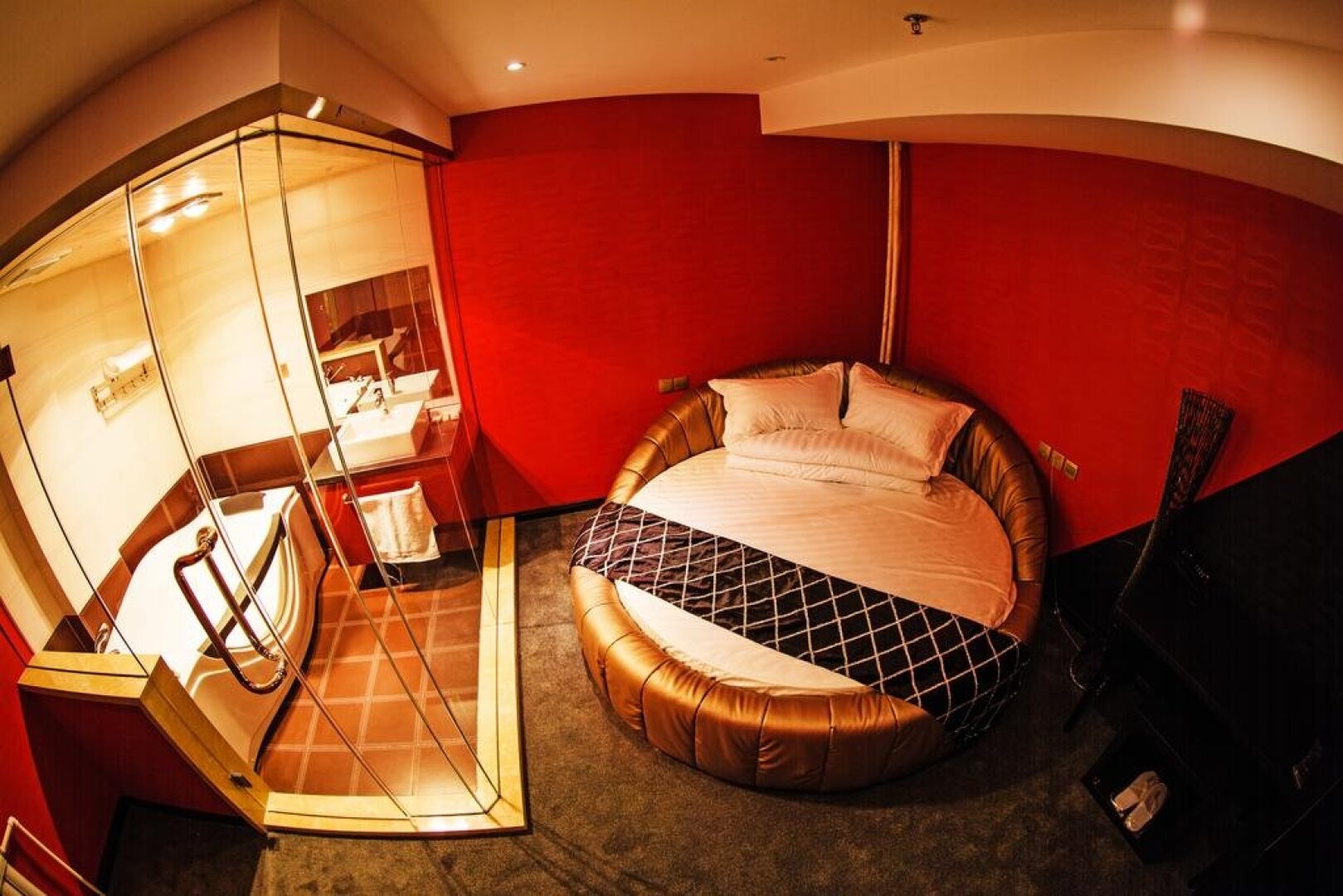 Dalian 1219 Theme Hotel