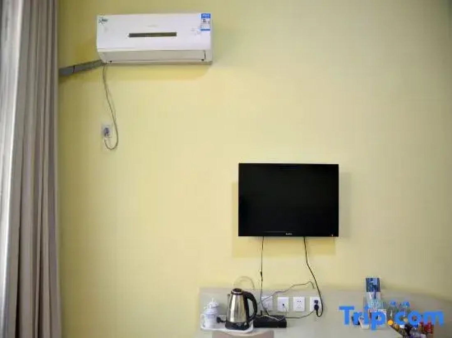 Home Inn Huaxuan Select Hotel (Huaxuan Select Hotel, Suchang West Road, Dongping County, Tai'an)