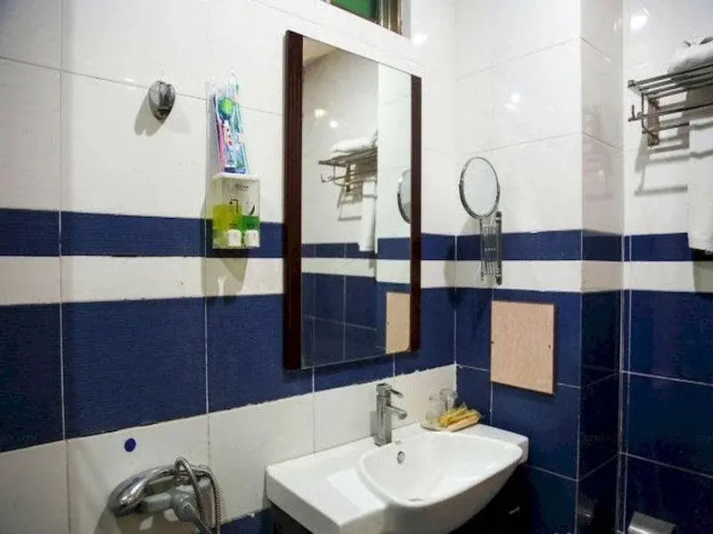 China Century Comm Meree Hotel