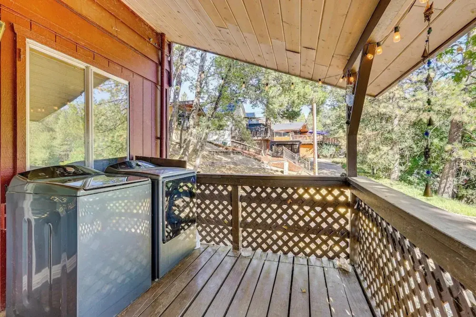 Walk to Marina: Central Bass Lake Studio w/ Deck!