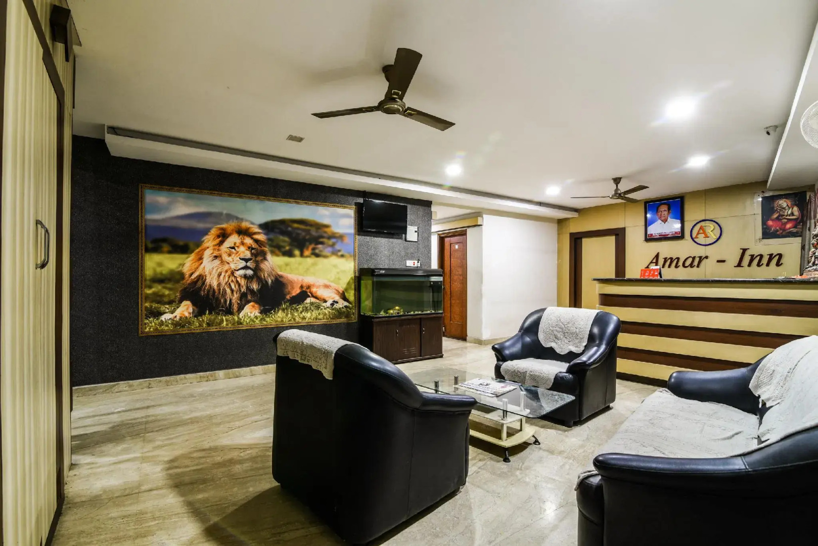 OYO 35561 Hotel Amar Inn