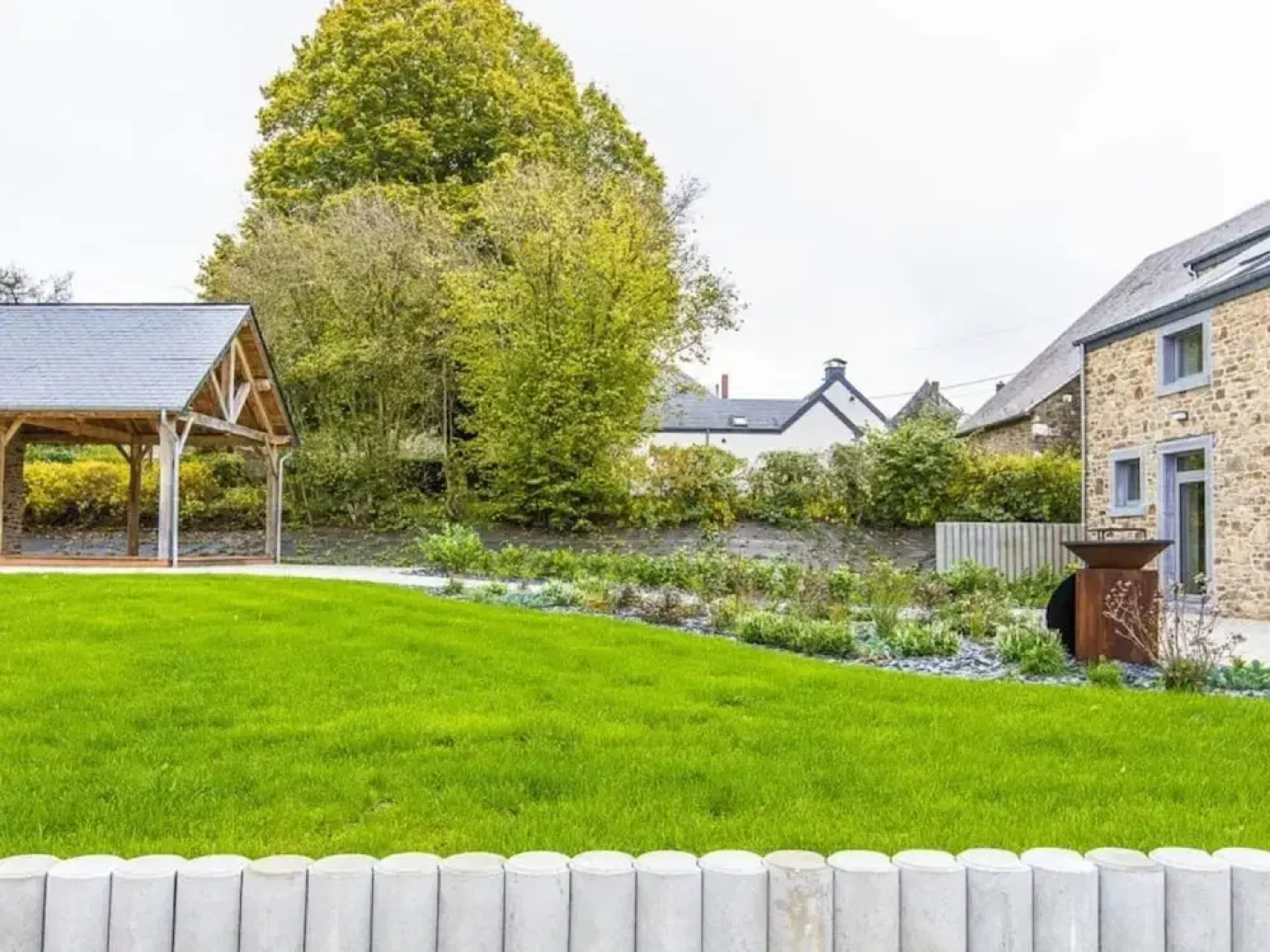 Charming Rural Retreat