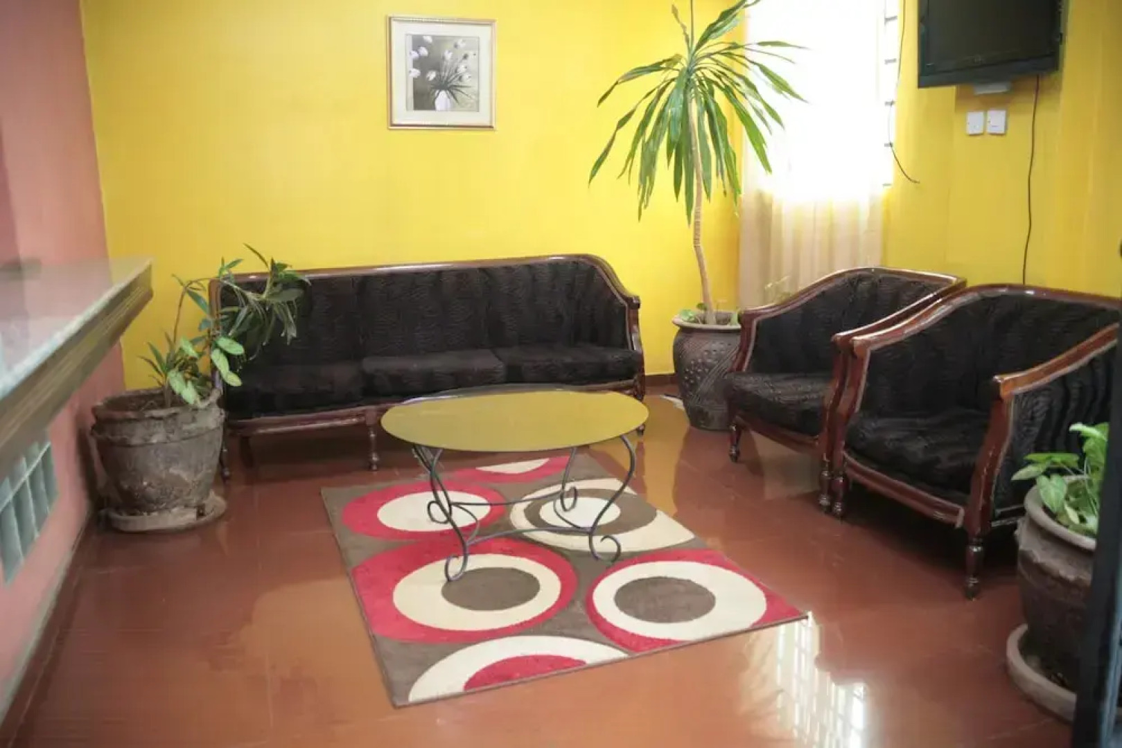 The Headquarters Inn