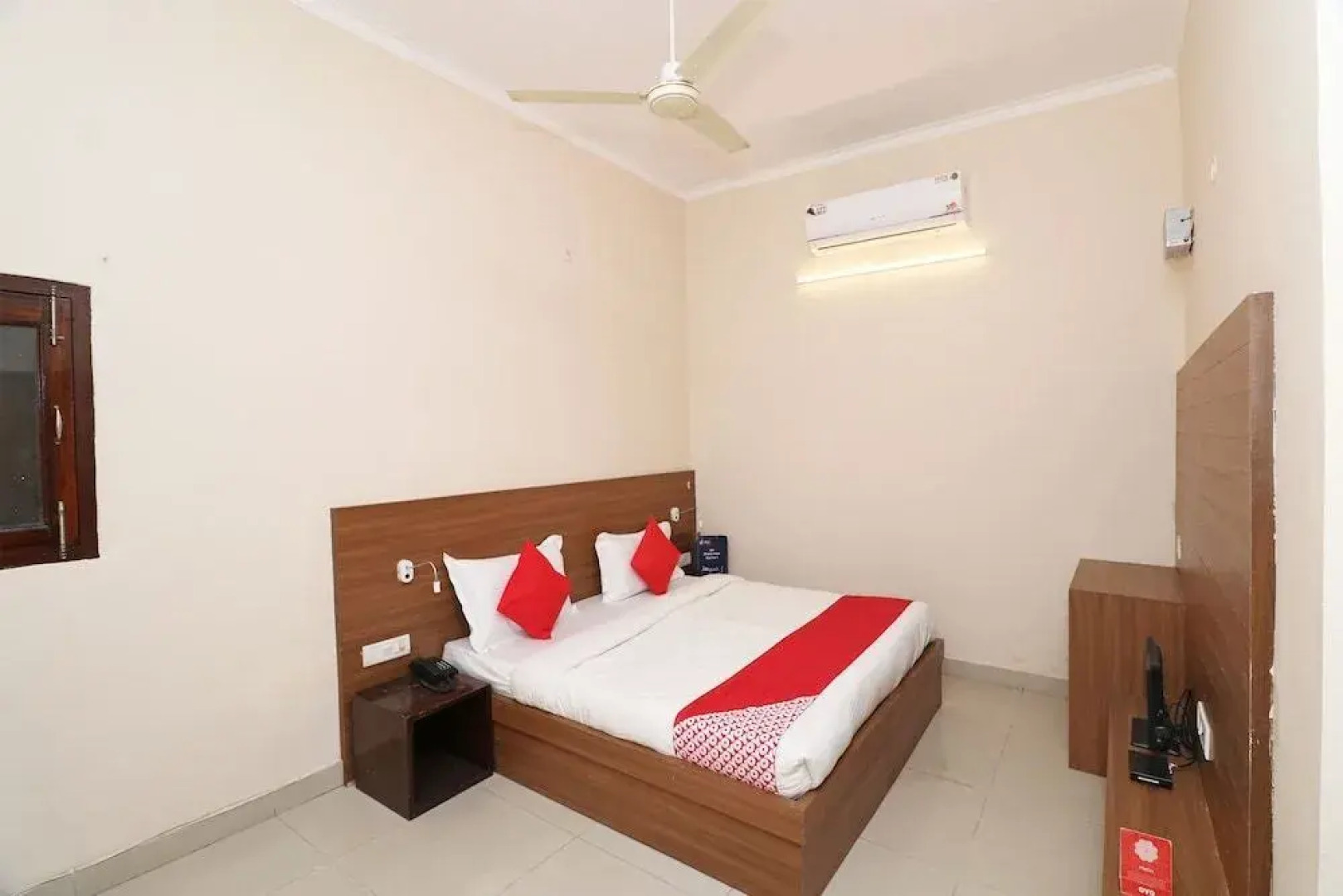 OYO 23652 The Retreat