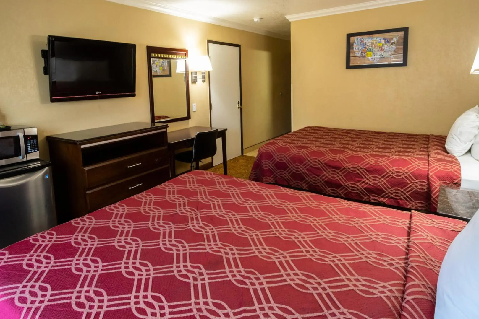Econo Lodge Inn & Suites Fallbrook Downtown