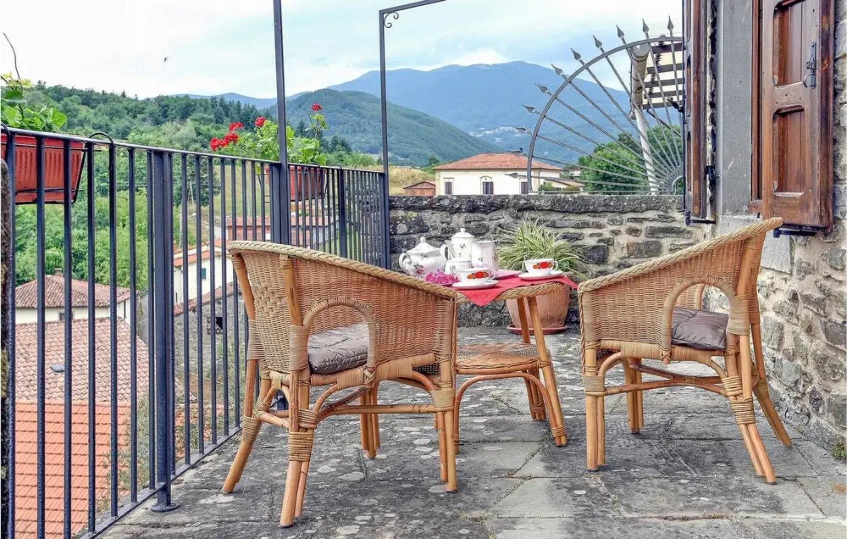 Nice Home in Nicciano With 5 Bedrooms, Wifi and Outdoor Swimming Pool