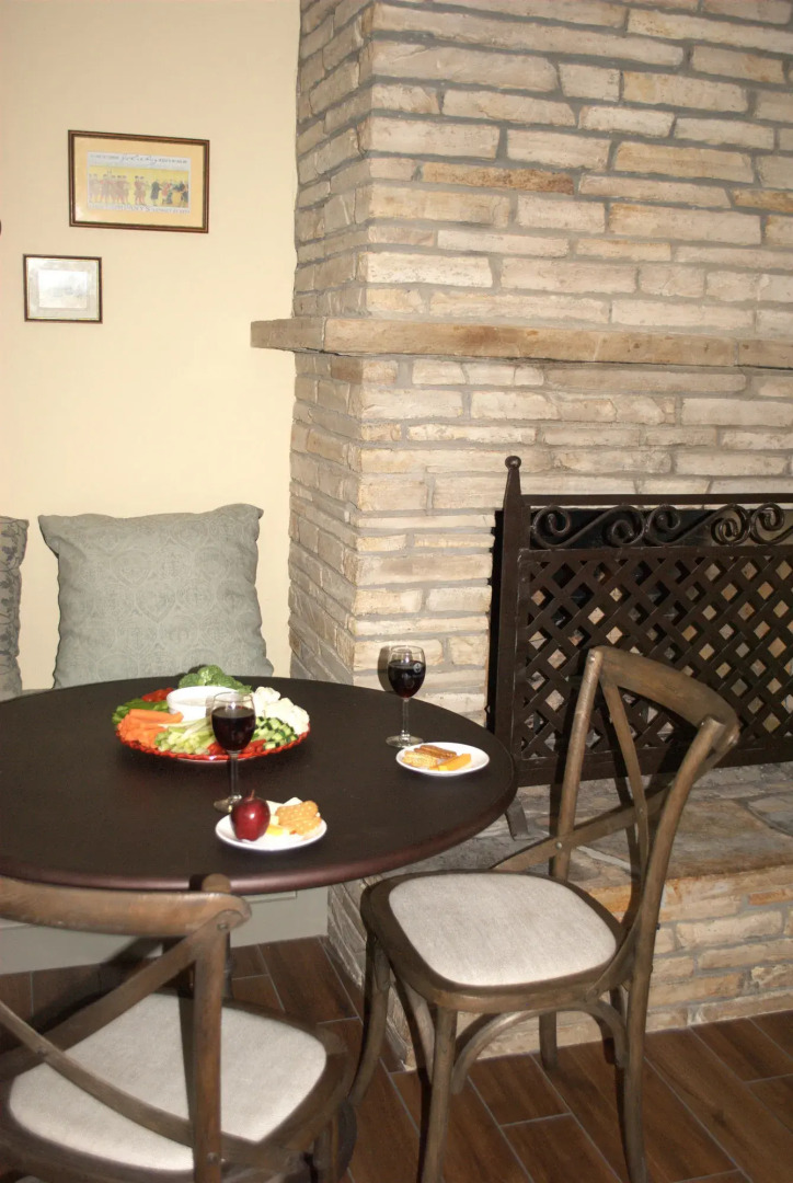 Coachman's Inn, A Four Sisters Inn