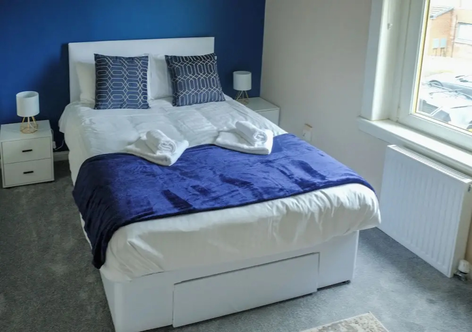 Register House - 4 bed 1 bath