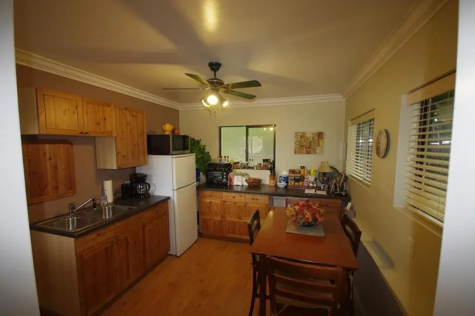The Fraser River's Edge B&B Lodge