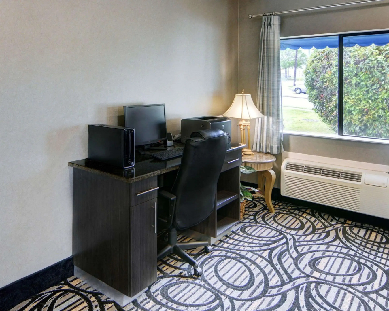 Quality Inn & Suites Grand Prairie South