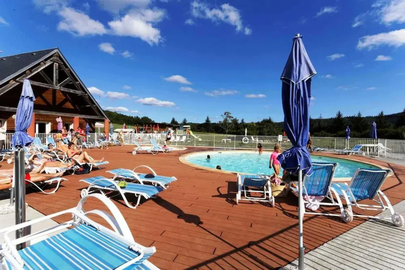 Apartment With 2 Bedrooms in La Salvetat sur Agout, With Wonderful Lak