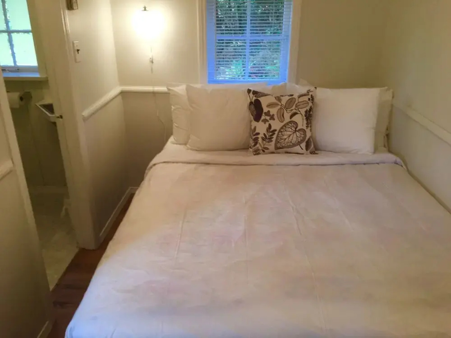 Lakeshore on Salt Spring