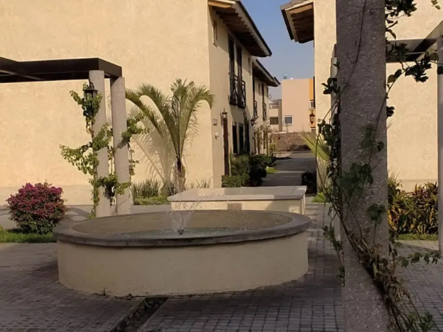 Tuscan Style Grove House