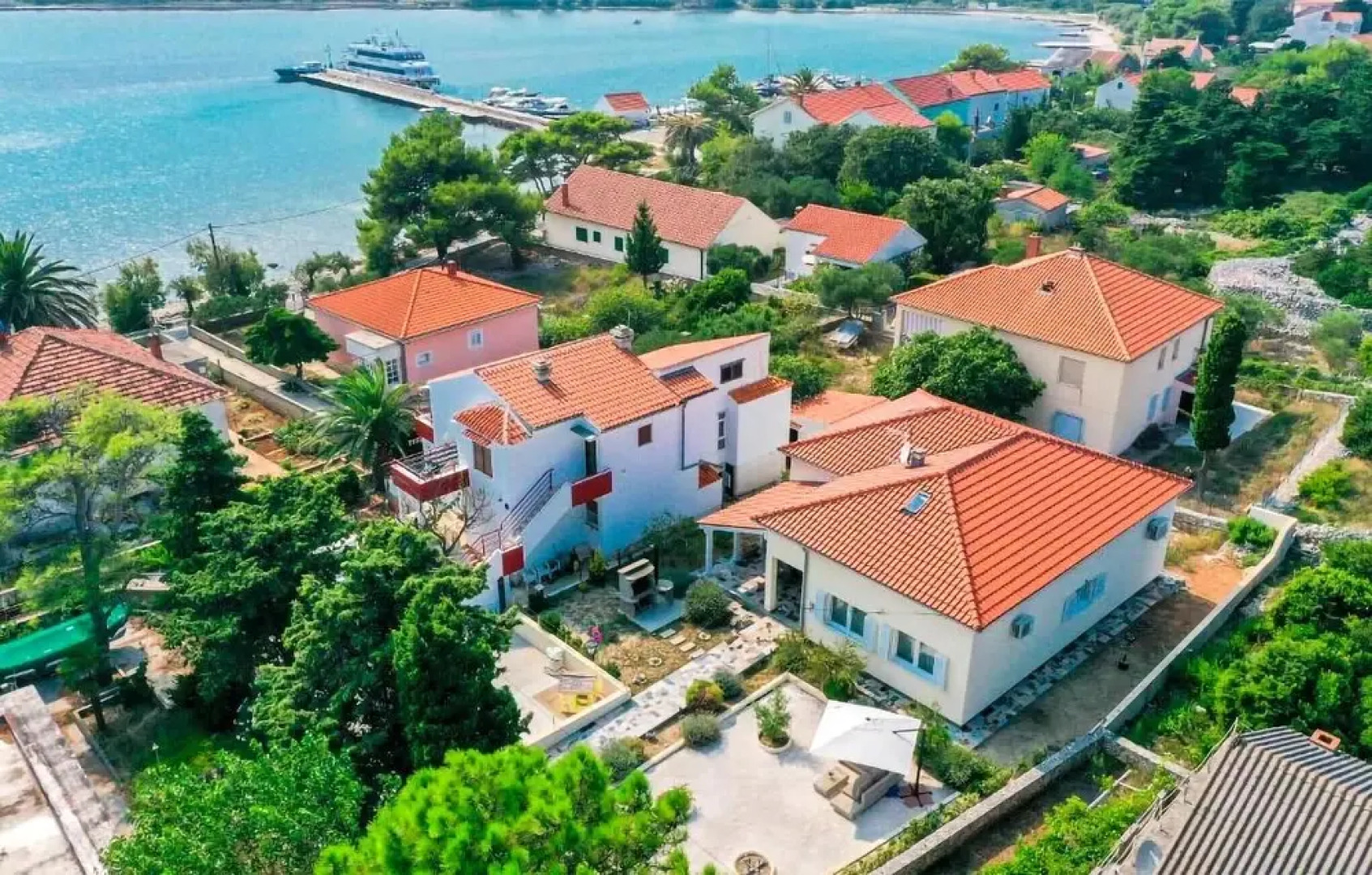 Amazing Home in Ist With 3 Bedrooms and Wifi