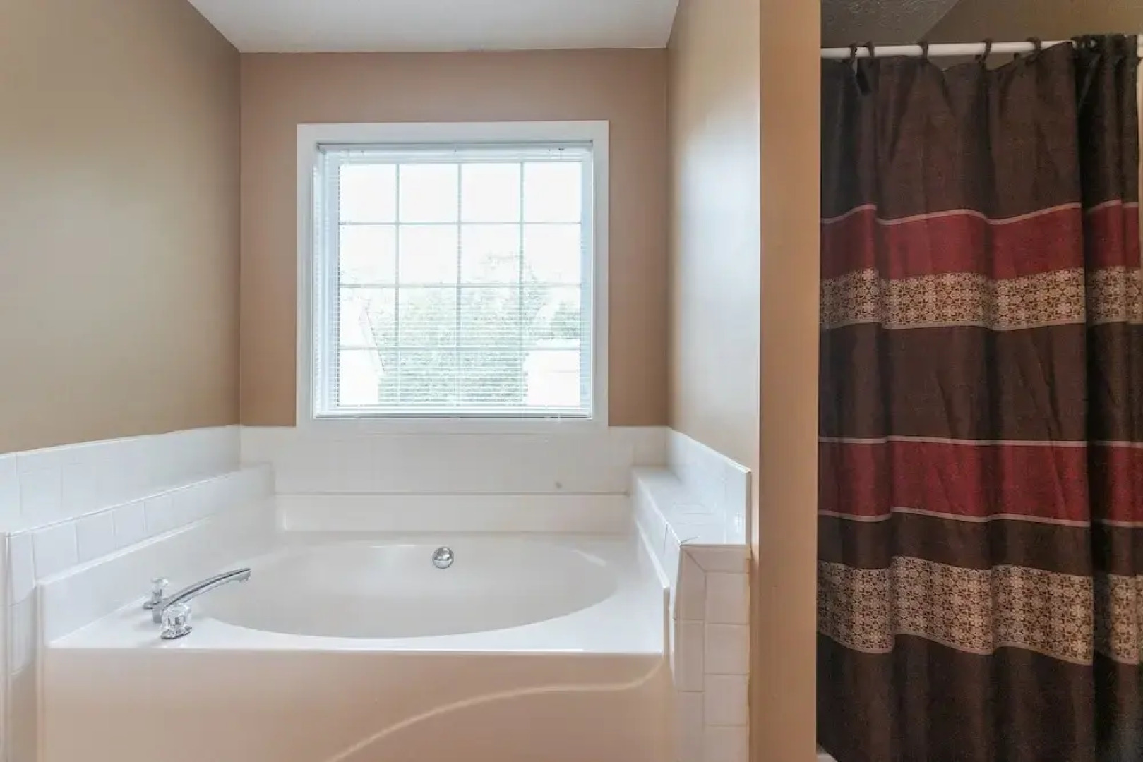 Atlanta Retreat W/ 2-car Garage, Fenced Yard 6 Bedroom Home by RedAwning