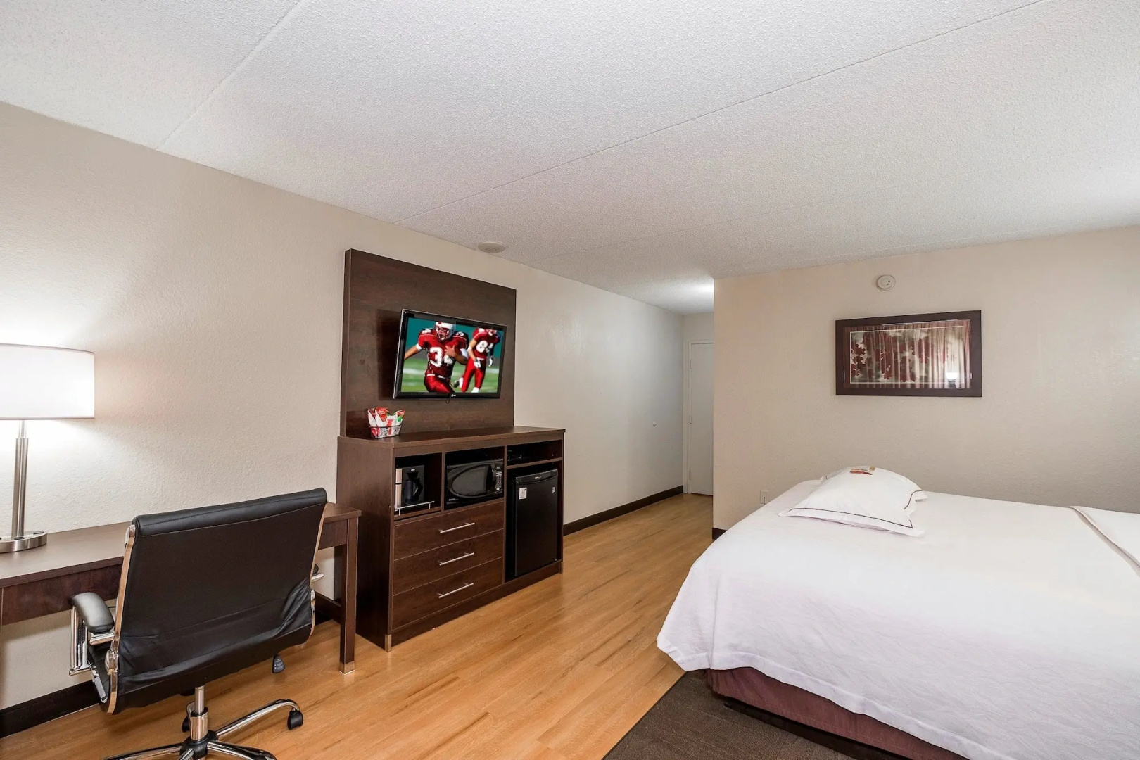 Red Roof Inn PLUS+ & Suites Knoxville West-Cedar Bluff
