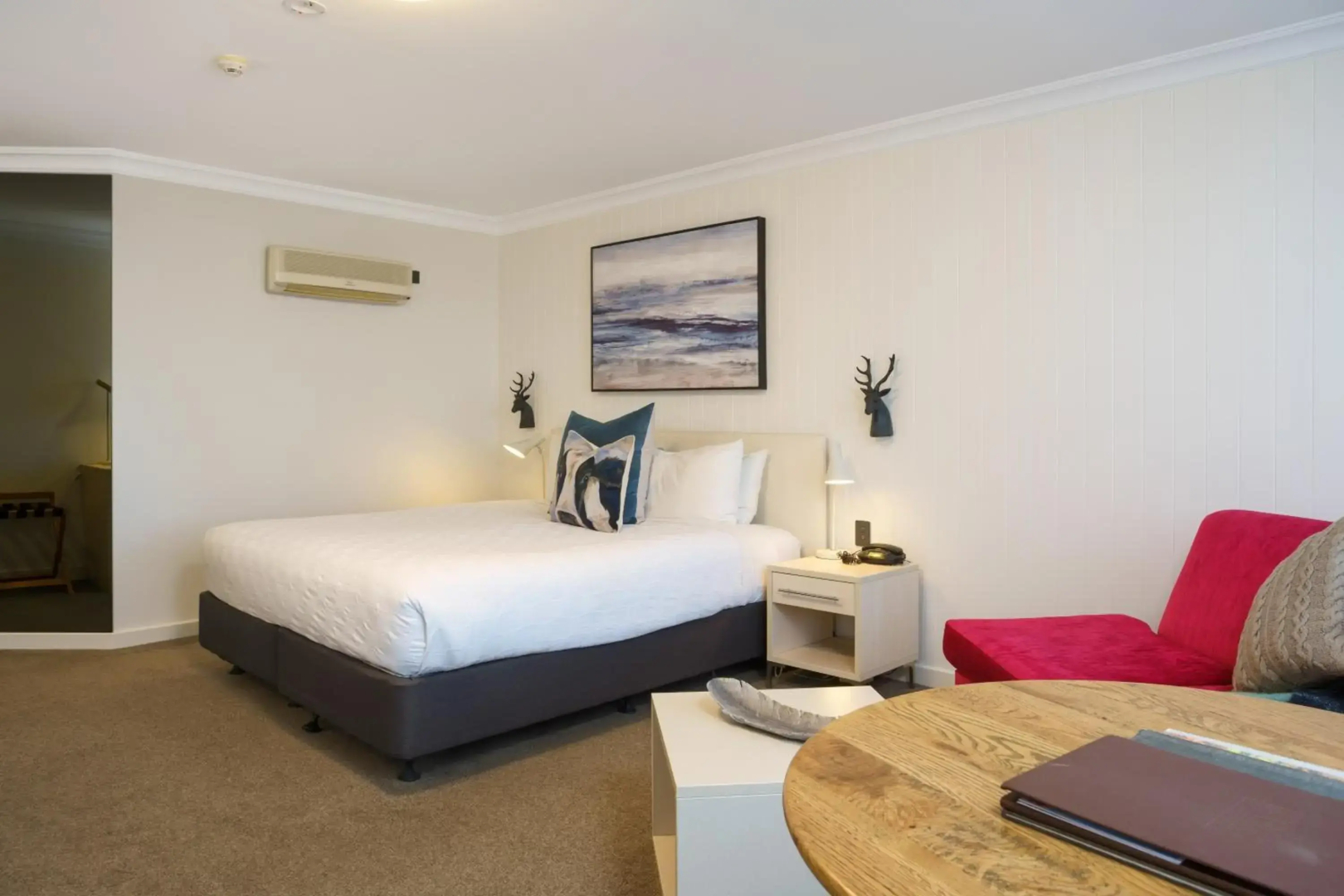 Townhouse Hotel