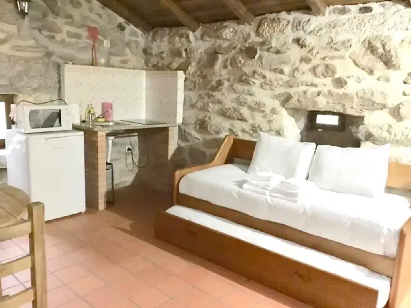 Studio in Águeda, With Pool Access - 55 km From the Beach