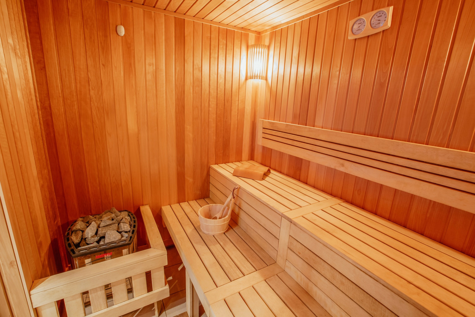 Отель Amsterdam 