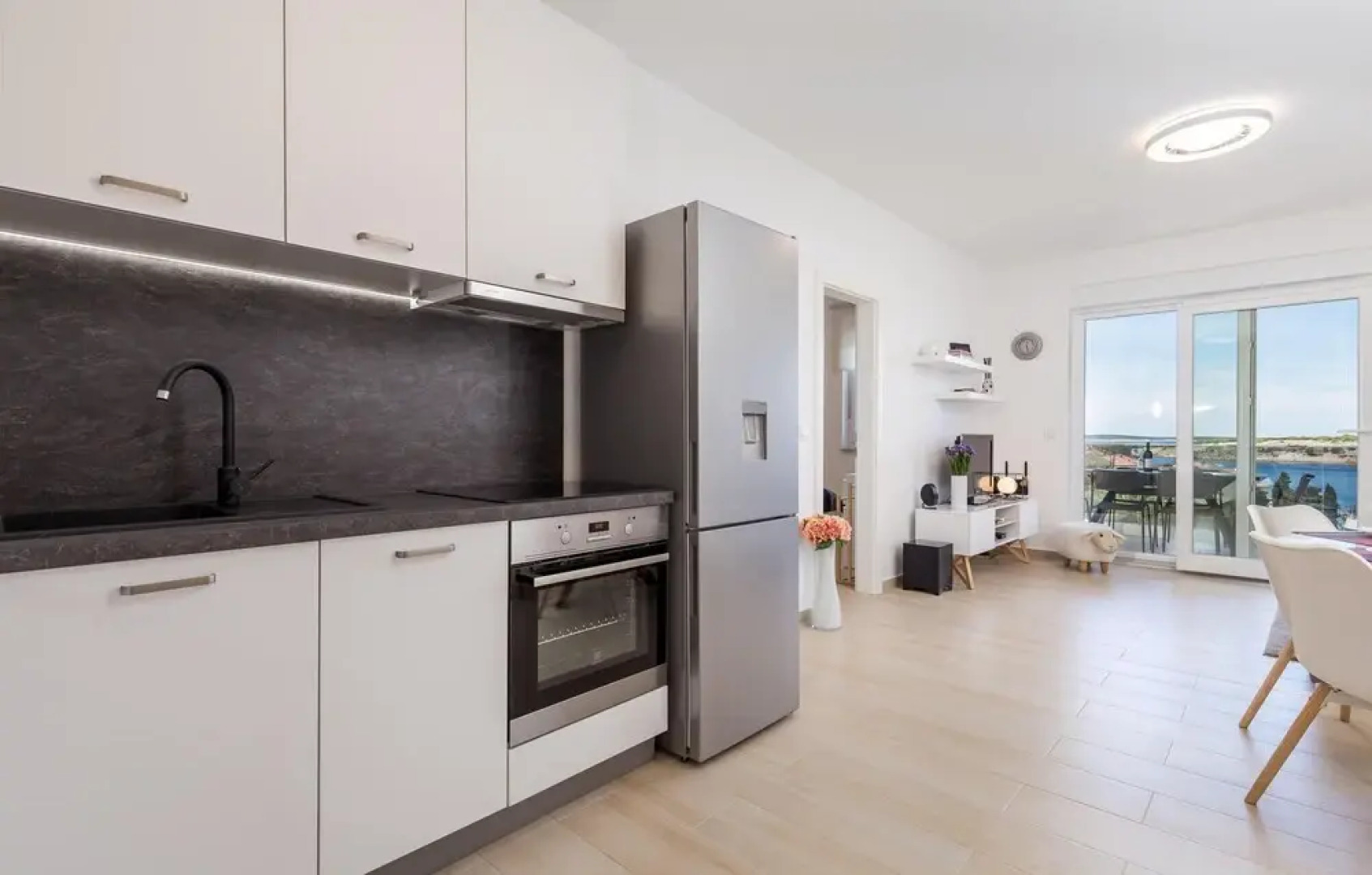 Nice Apartment in Simuni With 2 Bedrooms and Wifi