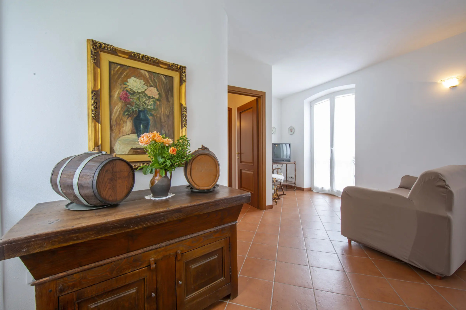 Geraneo among vineyard