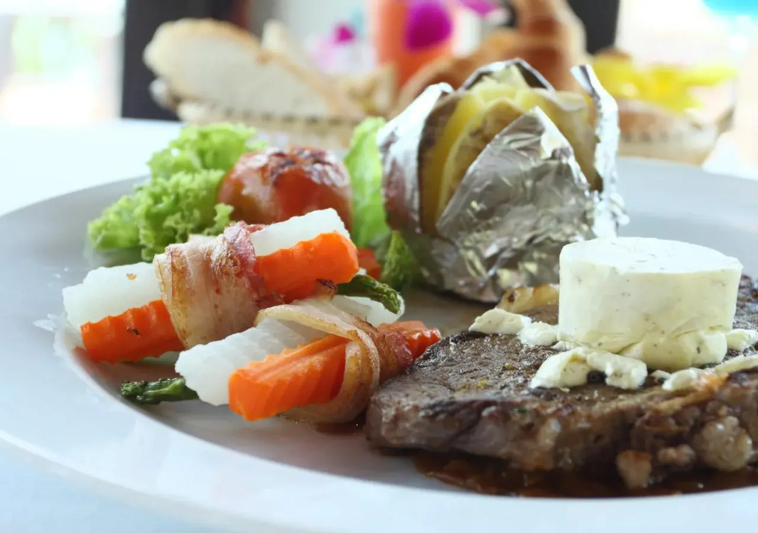 Racha Kiri Resort and Spa Khanom