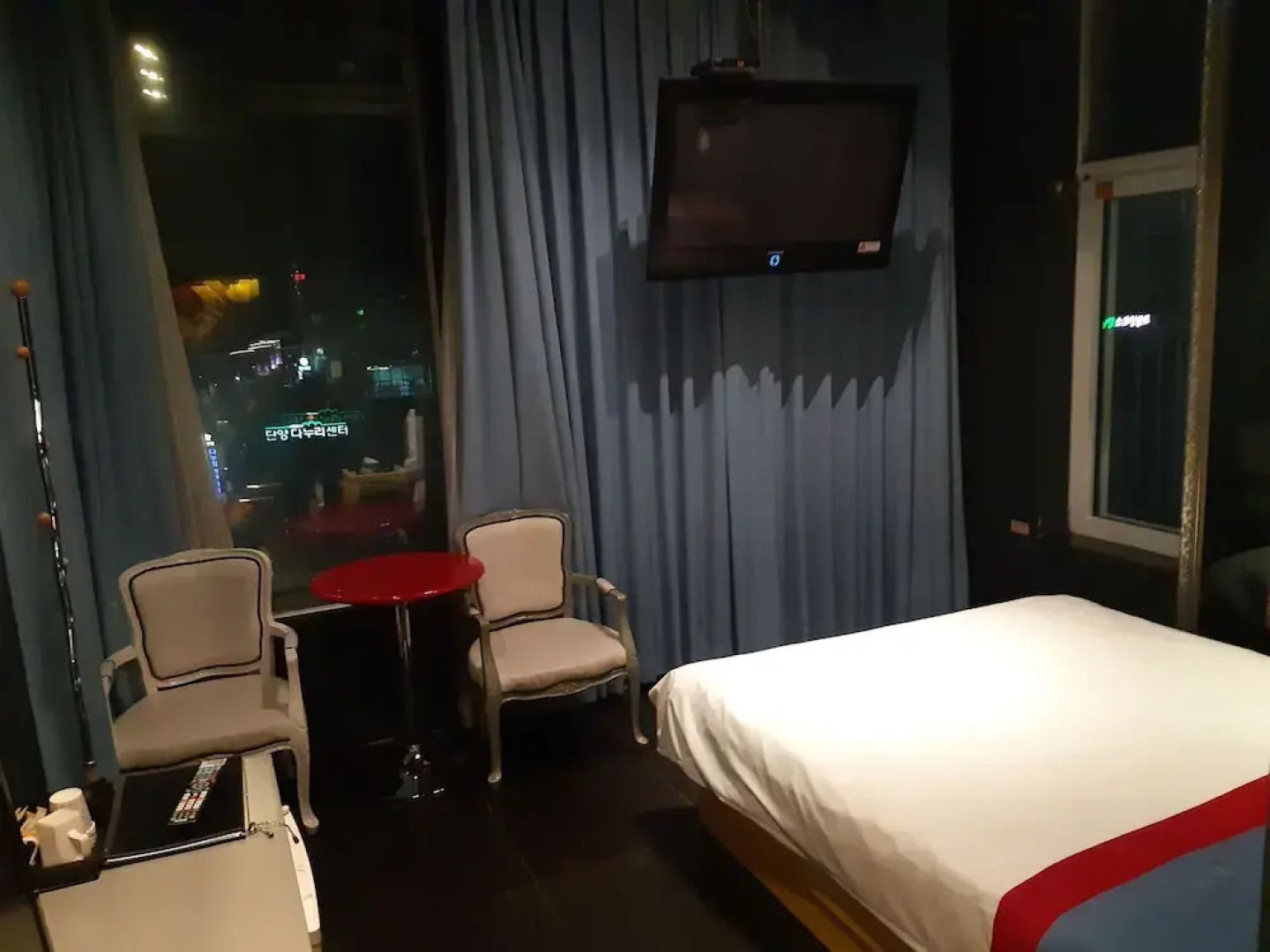 Danyang Riverside Hotel