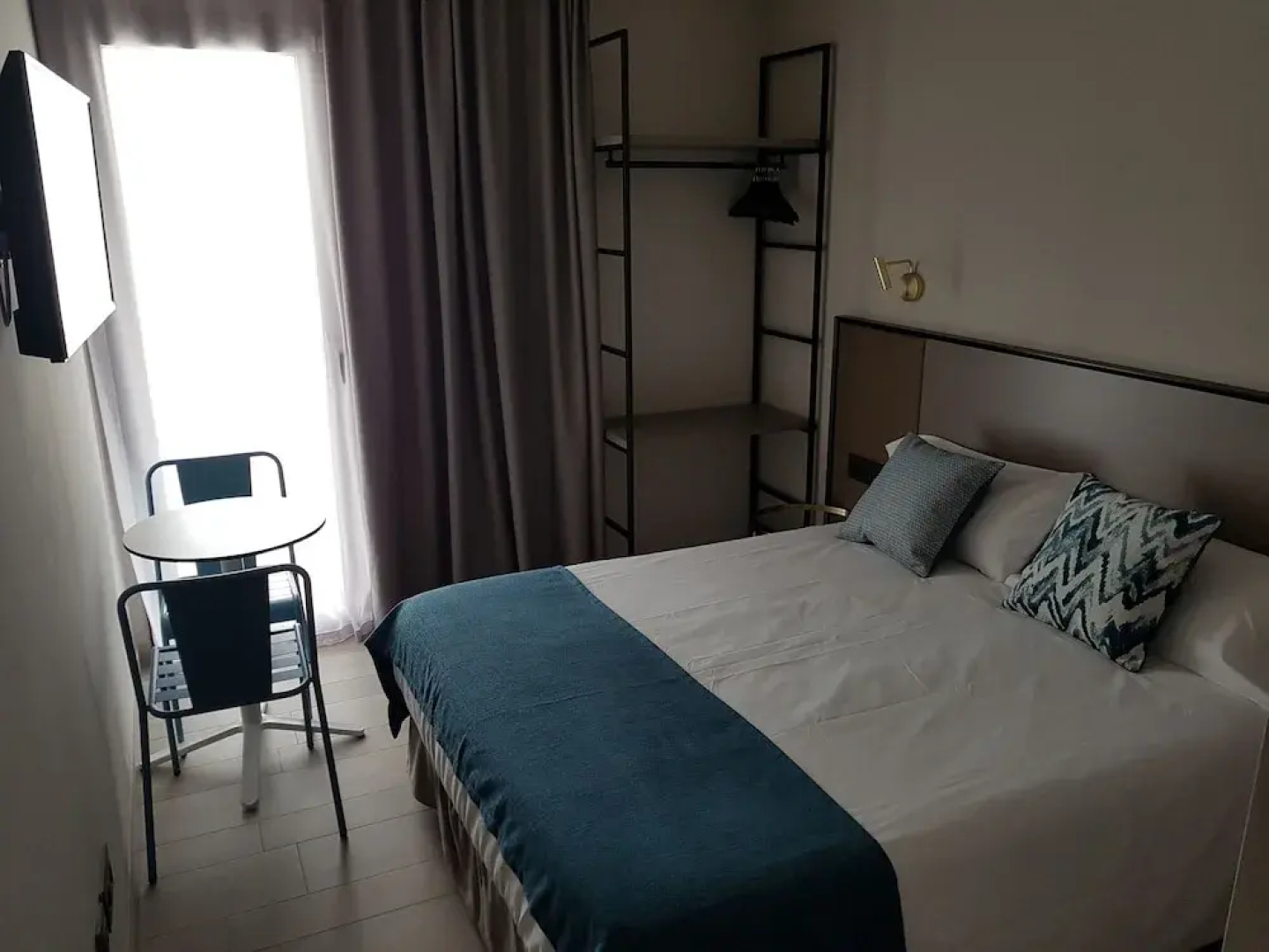 Pensió Hostal Mediterrà
