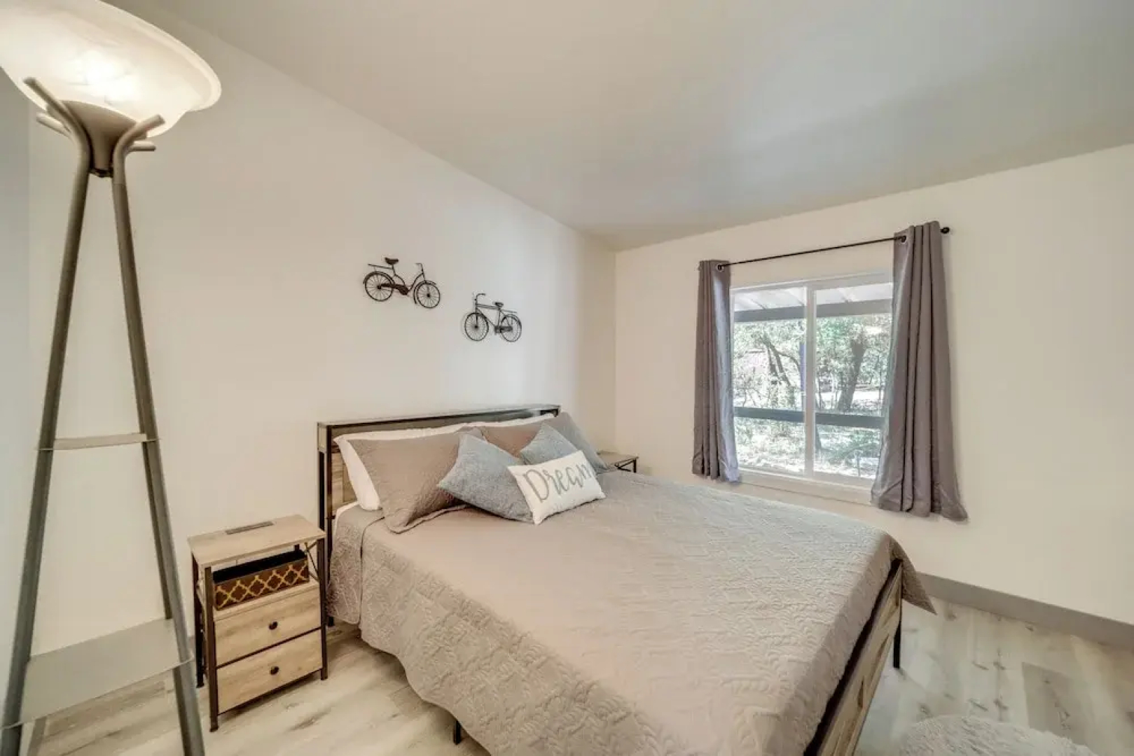 Snowy Peak Views & Cozy Game Nights: Pine Home