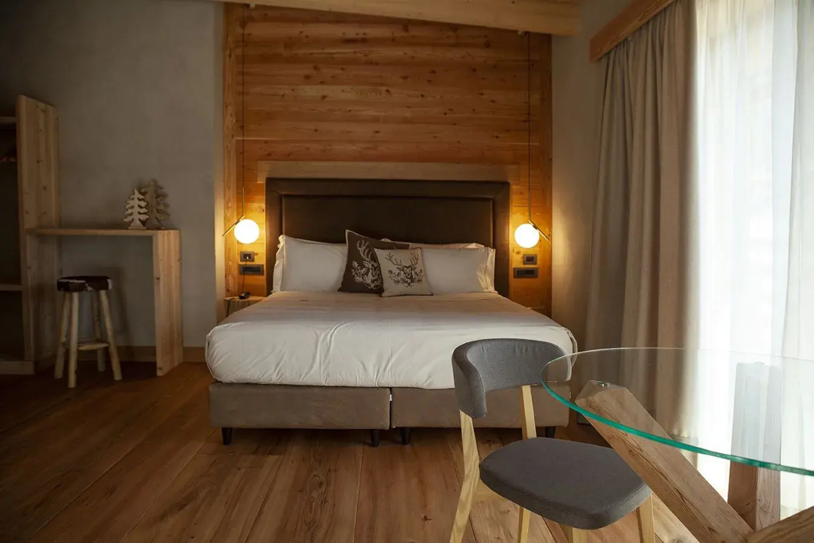 Charmant Petit Hotel