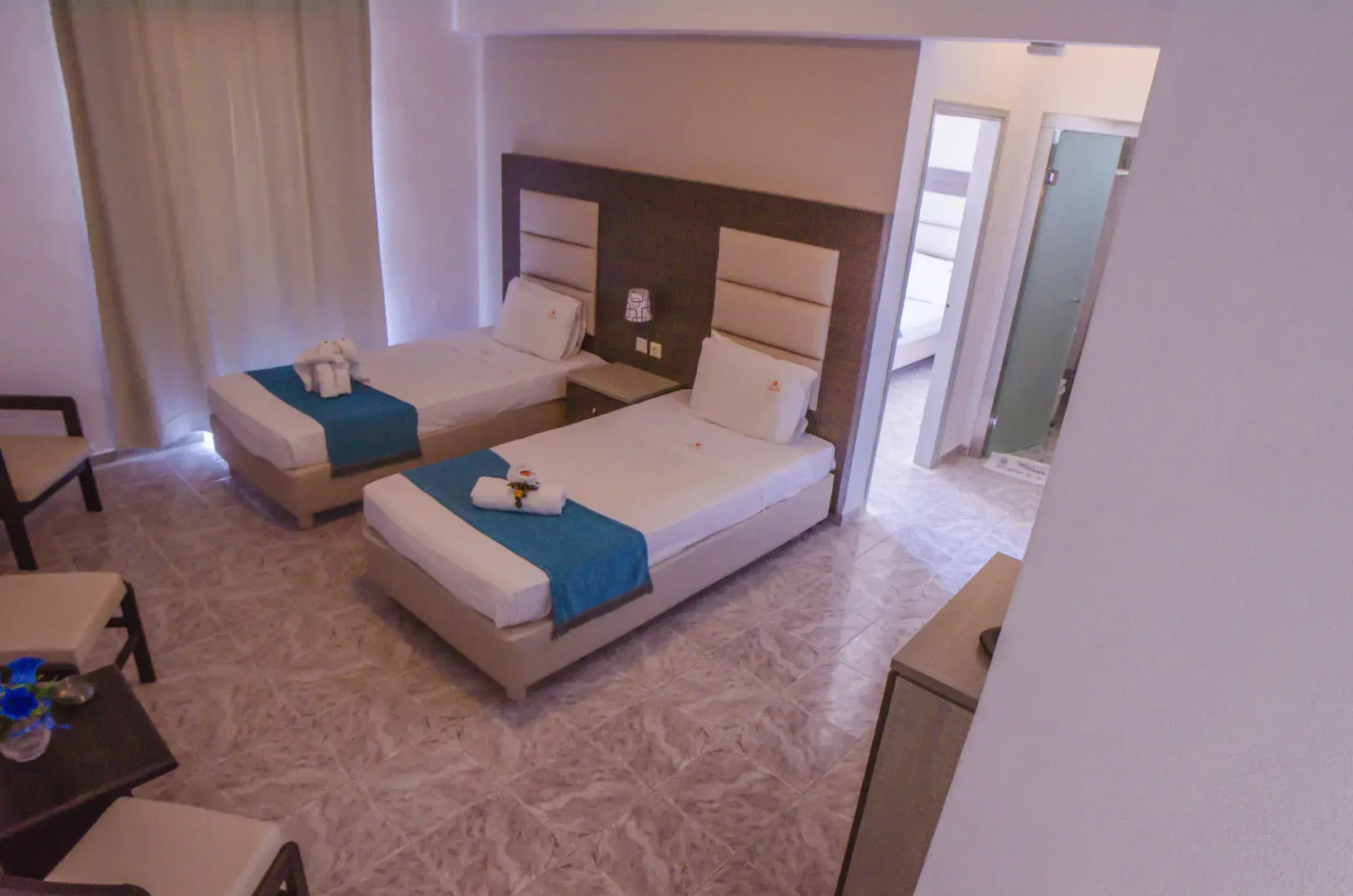 Sunshine Hotel and Apartments