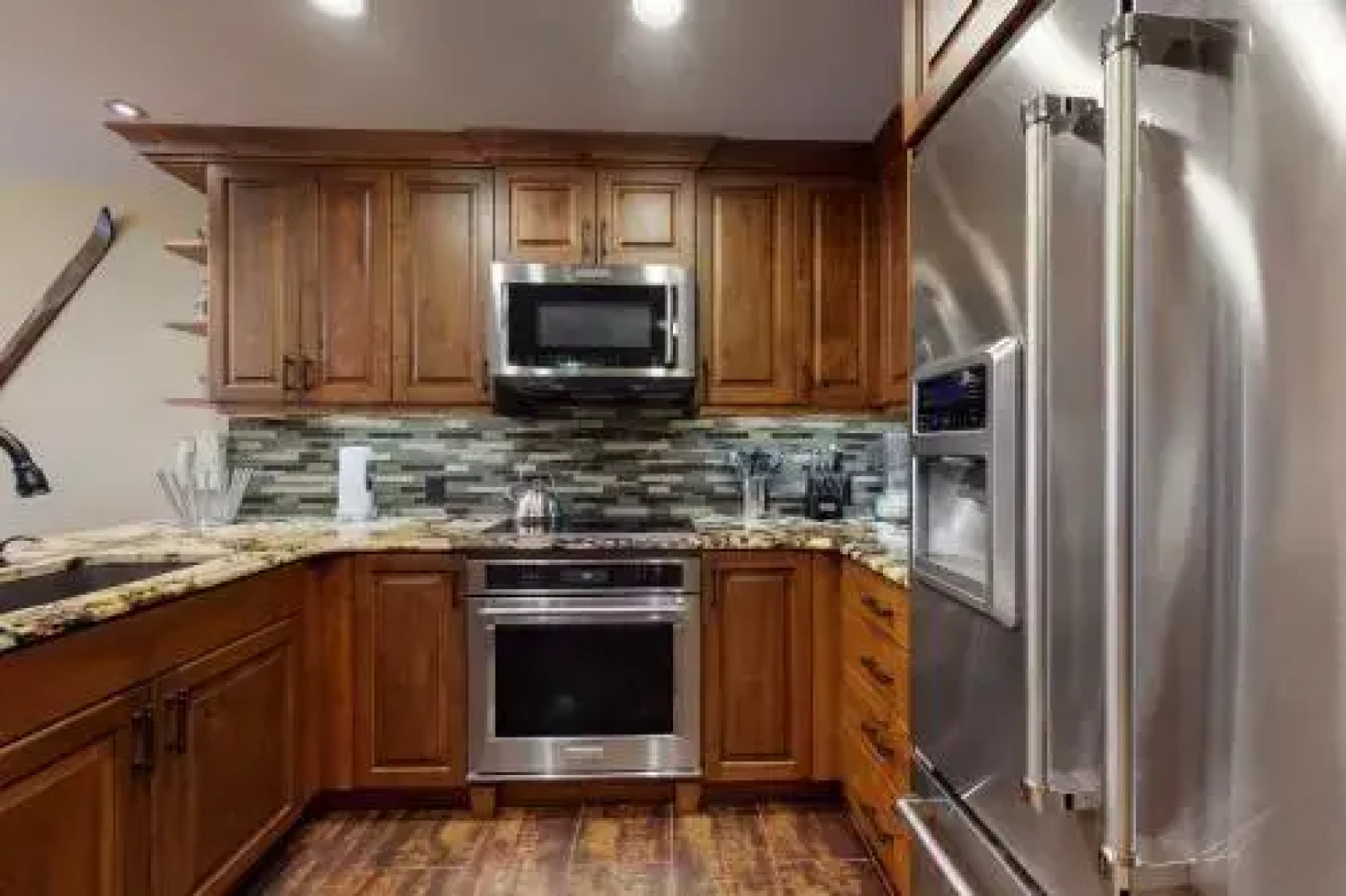 Powderhorn Lodge 408: Rustic Mountain Suite