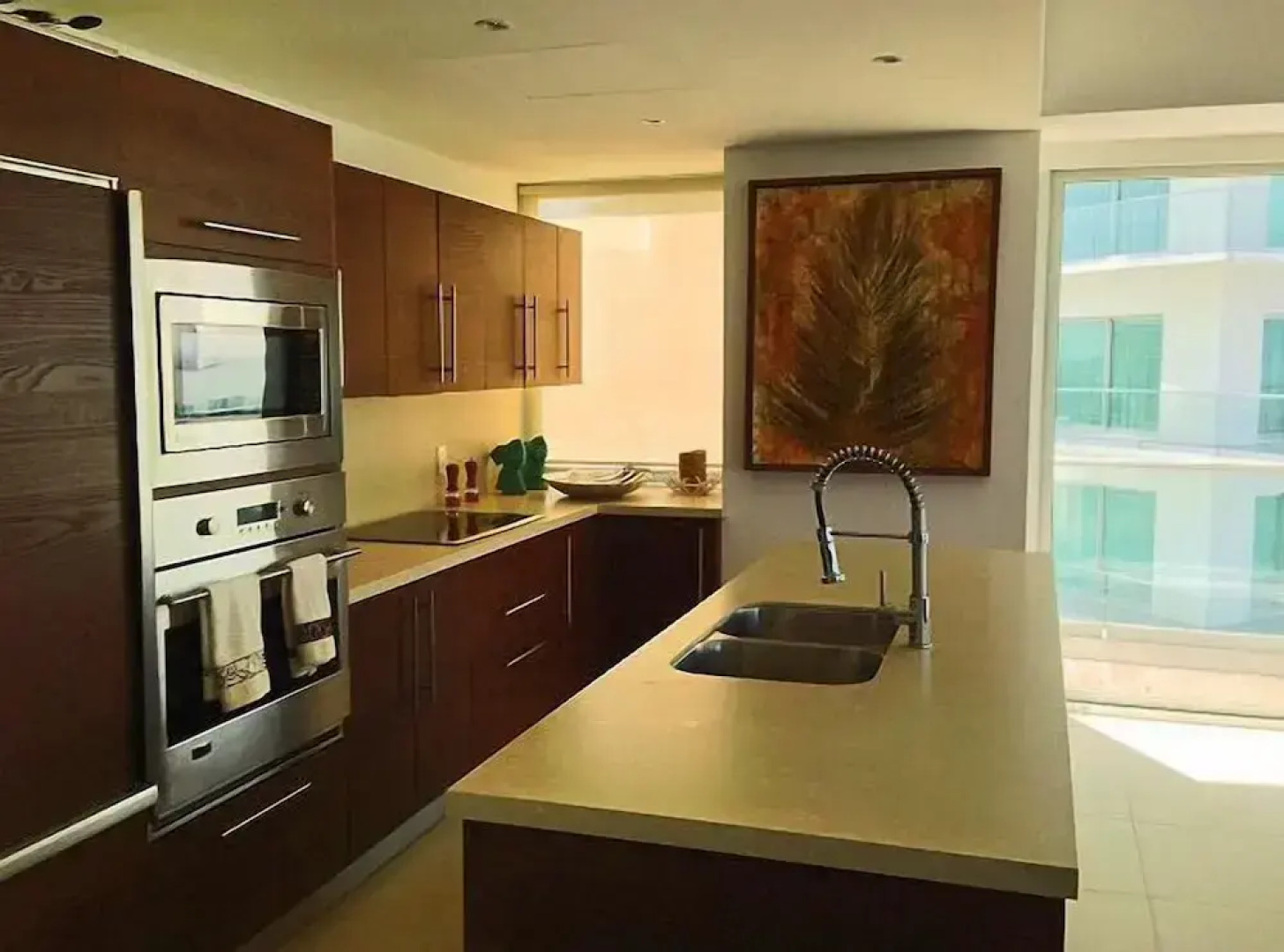 Unlimited Luxury Villas - Icon Vallarta Condo